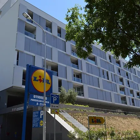 Apartment Apartment Marcela With Private Parking Split