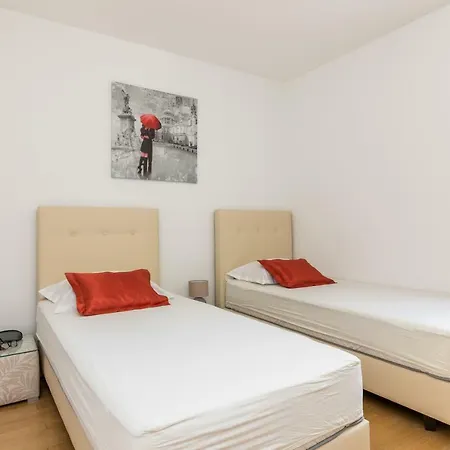 Apartment Marcela With Private Parking Apartment