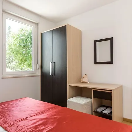 Apartment Apartment Marcela With Private Parking Split