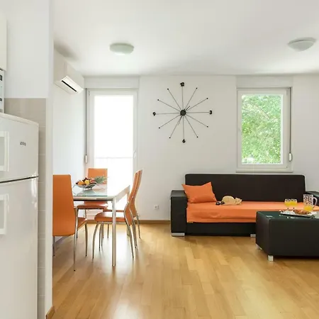 Apartment Marcela With Private Parking Apartment *